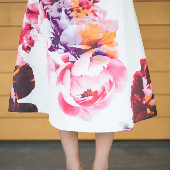KEEPSAKE the Label White and Red Floral A-Line Skirt - Picture 7 of 7